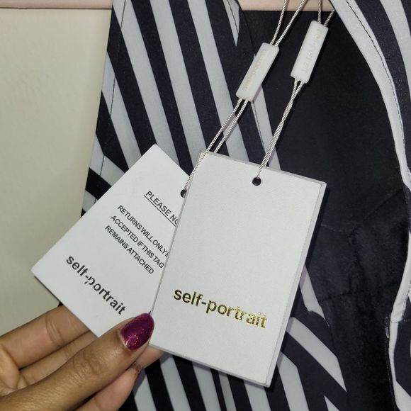 [SOLD]Self Portrait Black &White Striped One-Sleeve Dress w/Faux Zip Detail - 6 - Picture 9 of 10